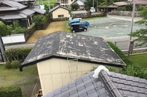 熊本県山鹿市での屋根スレート塗装作業